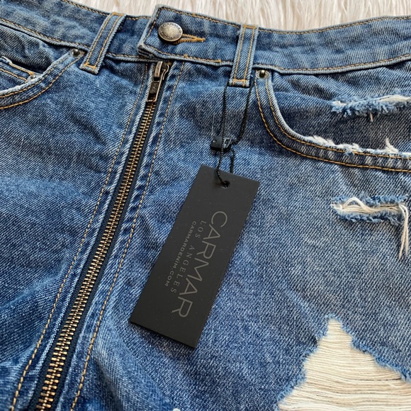 LF Carman Denim full Zip Shorts! - Picture 3 of 6